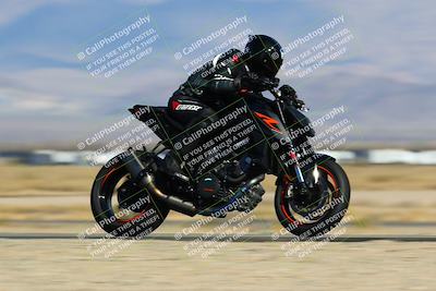 media/May-15-2022-SoCal Trackdays (Sun) [[33a09aef31]]/Back Straight Speed Shots (835am)/